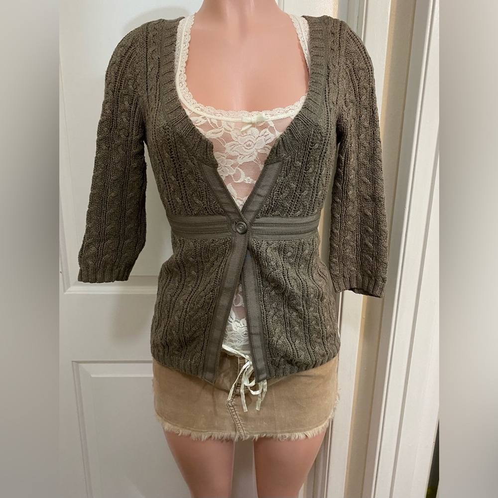 Y2K vintage Abercrombie brown knit babydoll tie waist one button cardigan. - Picture 13 of 14